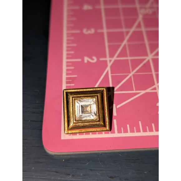 Vintage Signed Monet Square Clear Center Stone Clip On Earrings - Picture 3 of 4